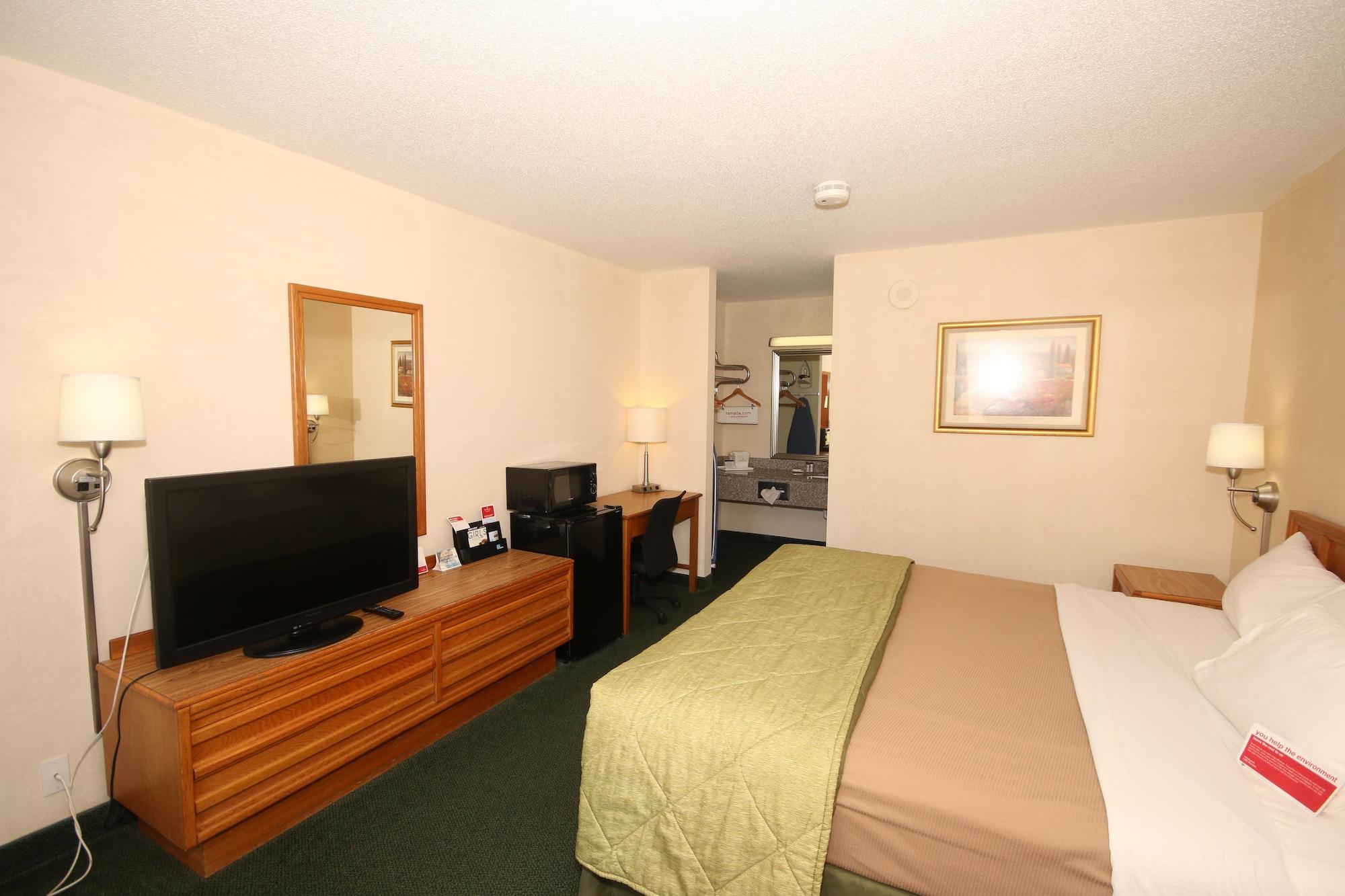 Ramada By Wyndham Wytheville Exterior photo